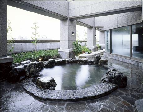 今治国際ホテル　露天風呂